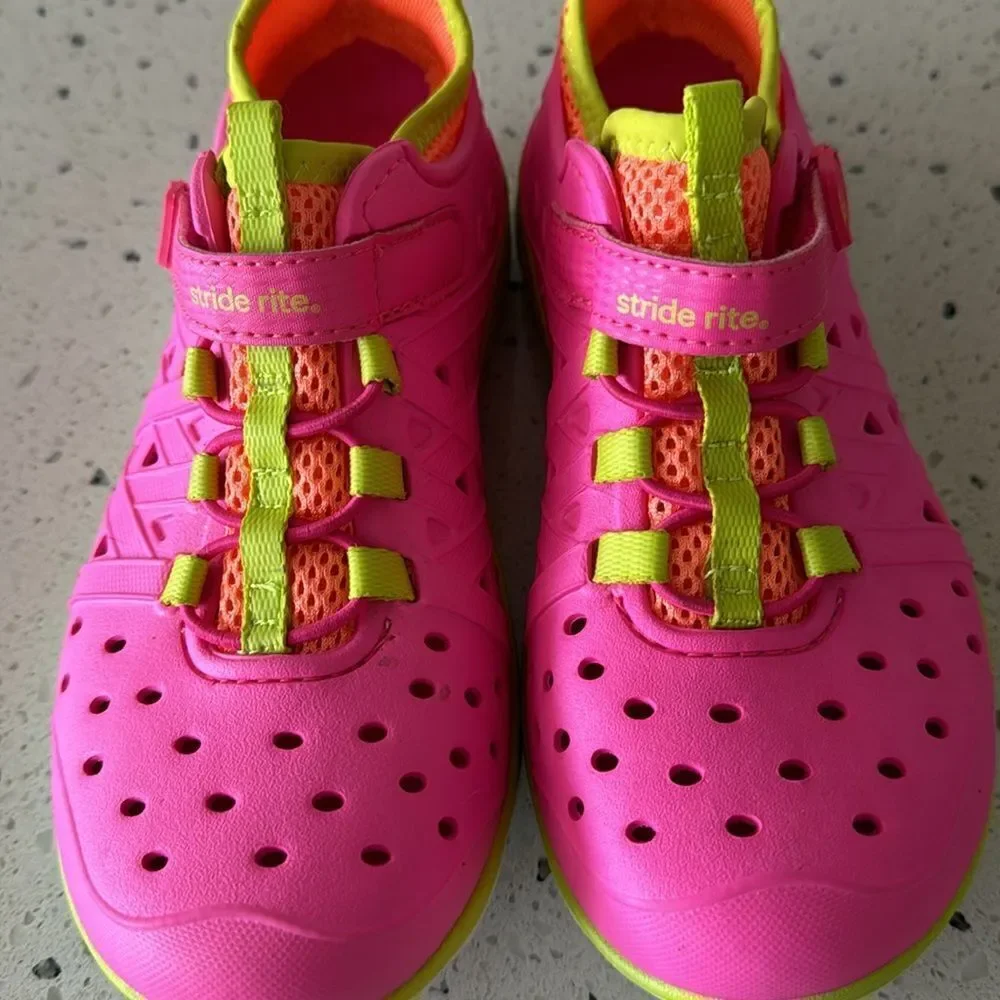 Stride Rite Made 2 Play Phibian Pink Rubber Girls' Water Shoes Outdoors Size 13